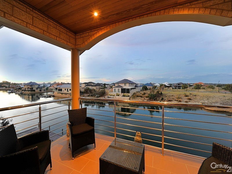 64 Avocet Island Quays, Wannanup WA 6210