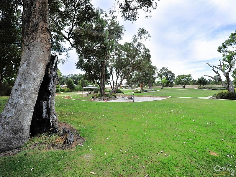 47 Ballard Meander, Lakelands WA 6180