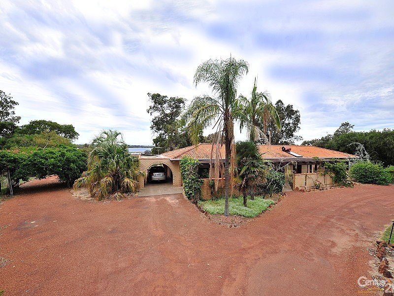 300 Lakes Road, Greenfields WA 6210