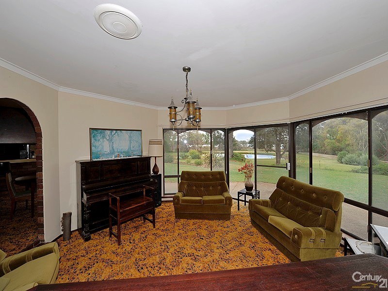 300 Lakes Road, Greenfields WA 6210