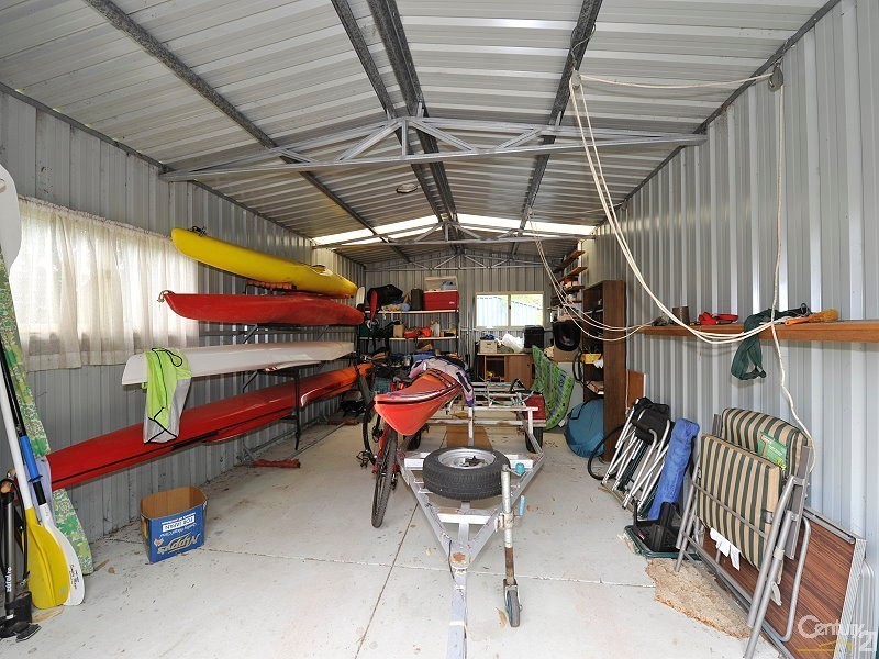 300 Lakes Road, Greenfields WA 6210