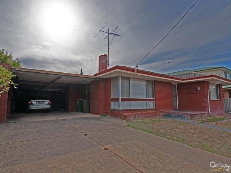 16 Collier Street, Silver Sands WA 6210