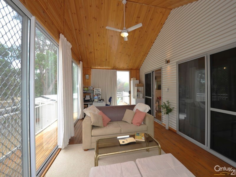 168 Watson Drive, Barragup WA 6209