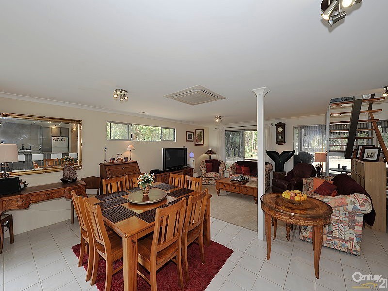 168 Watson Drive, Barragup WA 6209