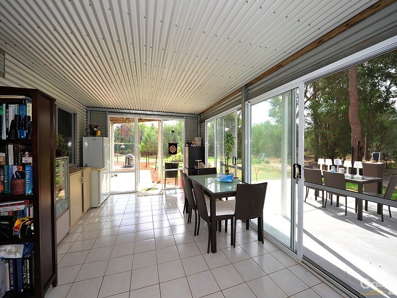 168 Watson Drive, Barragup WA 6209