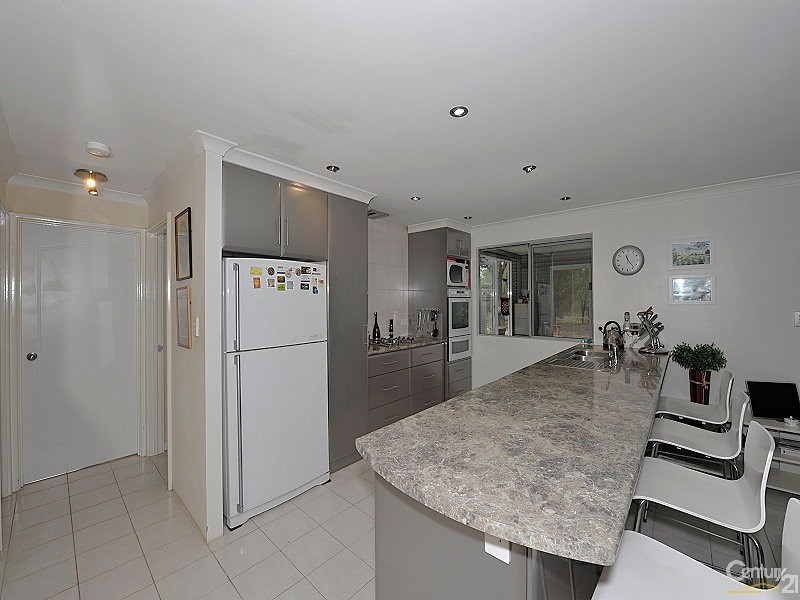 168 Watson Drive, Barragup WA 6209