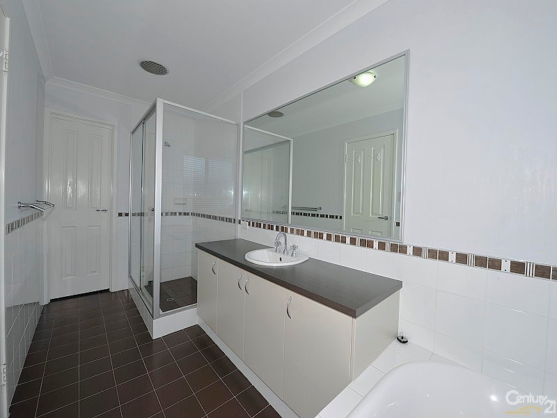 53 Marsdenia Road, Halls Head WA 6210