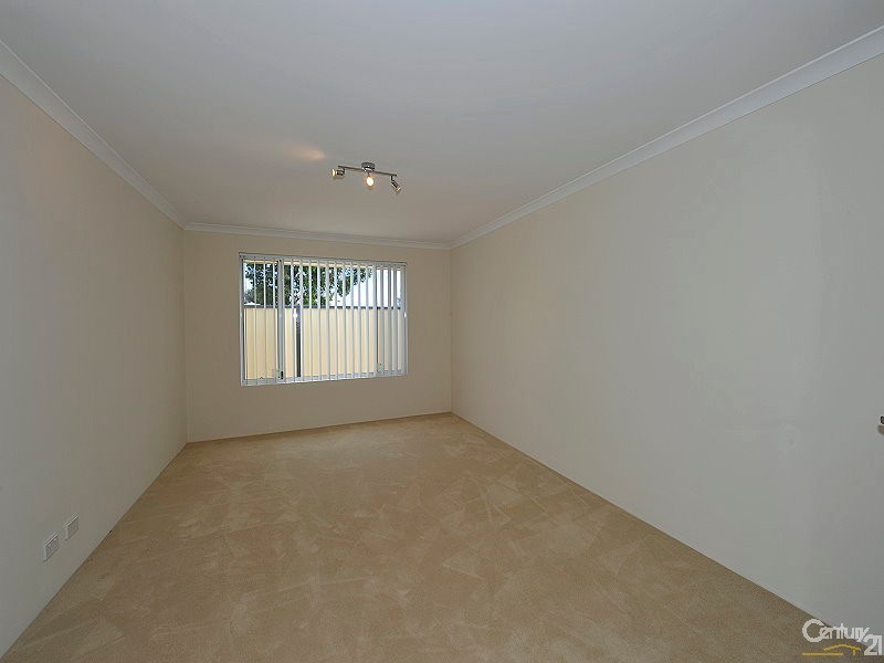 4B  Iris Court, Coodanup WA 6210