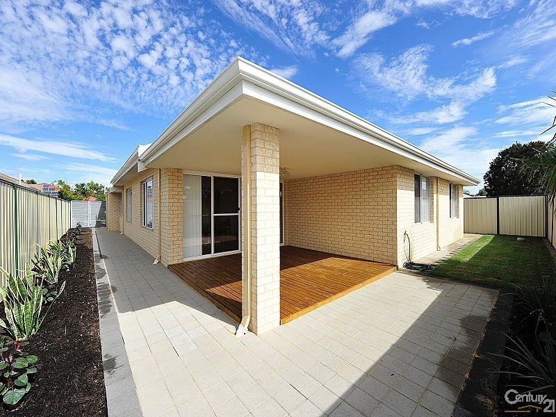 4B  Iris Court, Coodanup WA 6210