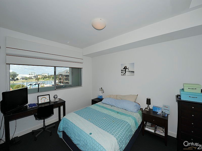 3305 Seashells 16 Dolphin Drive, Mandurah WA 6210