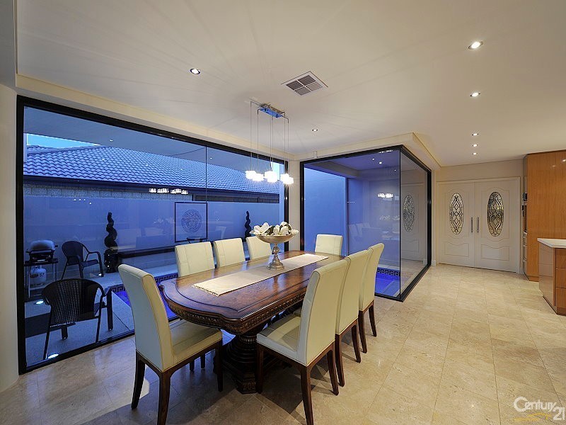 39 Aztec Island Retreat, Halls Head WA 6210