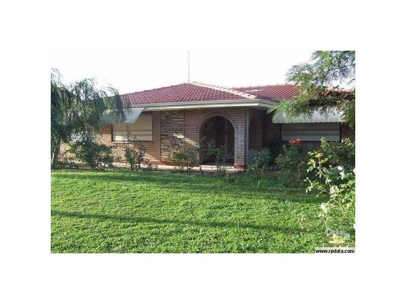 60 Leslie Street, Dudley Park WA 6210