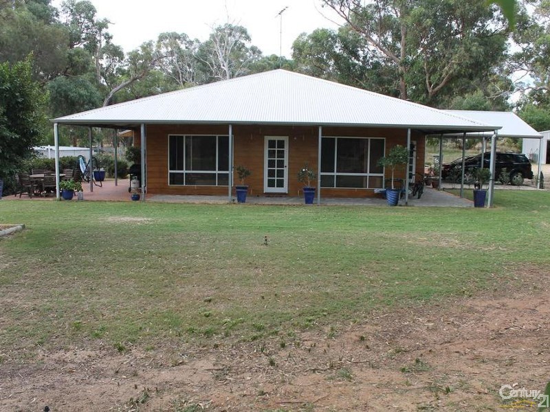 25 Corker Vale, Lake Clifton WA 6215