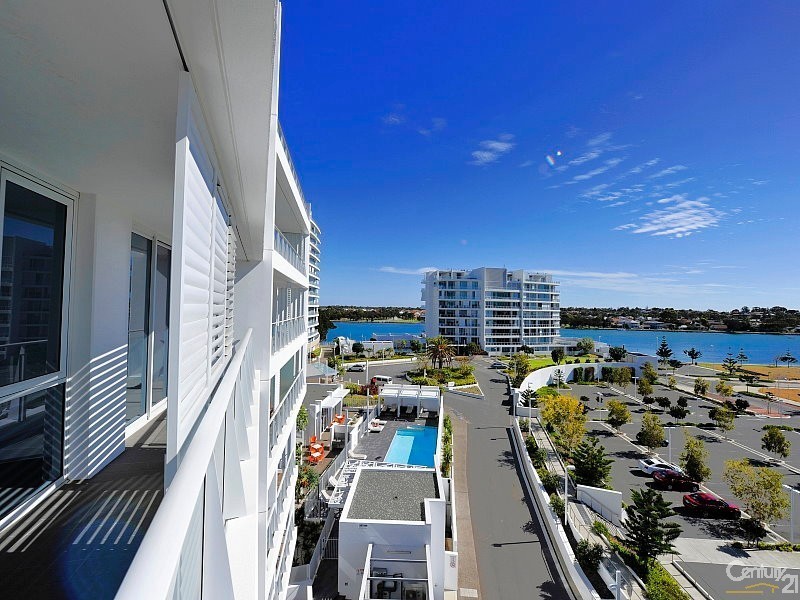 604 Sebel, 1 Marco Polo Drive, Mandurah WA 6210