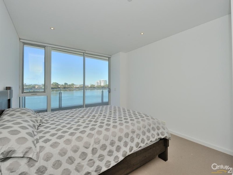 402 Bridgepoint, 3 Marco Polo Drive, Mandurah WA 6210