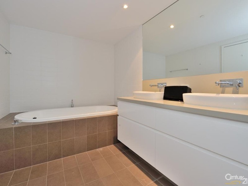 402 Bridgepoint, 3 Marco Polo Drive, Mandurah WA 6210