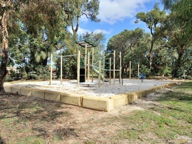 9 Adare Place, Coodanup WA 6210