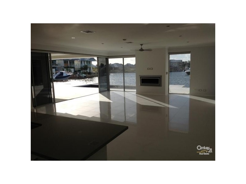 71 Erins Isle The Islands, Mandurah WA 6210