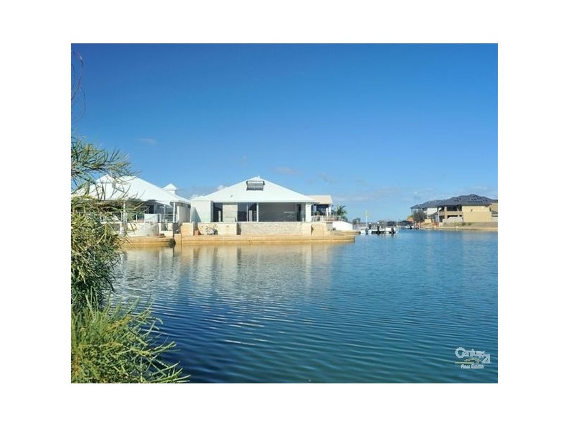 71 Erins Isle The Islands, Mandurah WA 6210