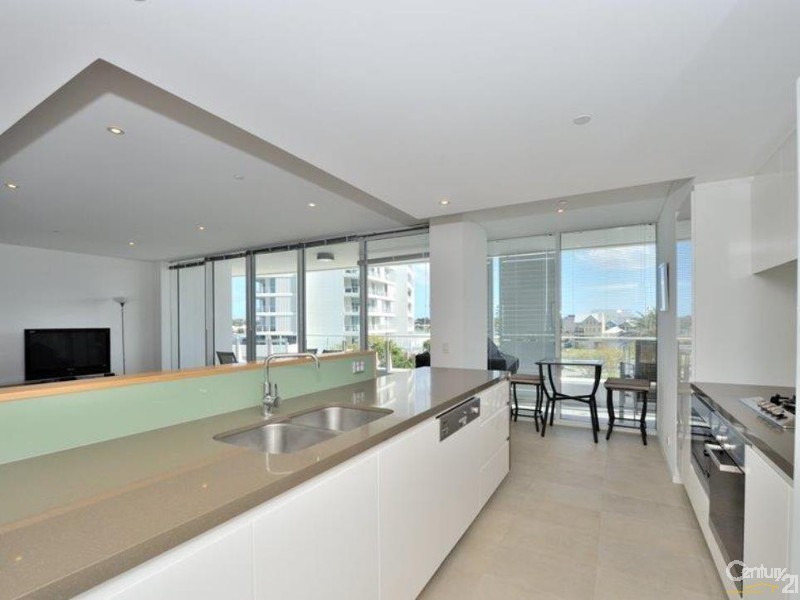 406 Bridgepoint 3 Marco Polo Drive, Mandurah WA 6210