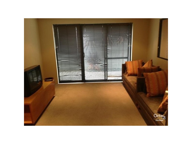 14 Trade Winds Retreat, Dudley Park WA 6210