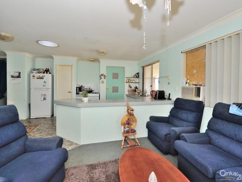 20 Ombersley Way, Coodanup WA 6210