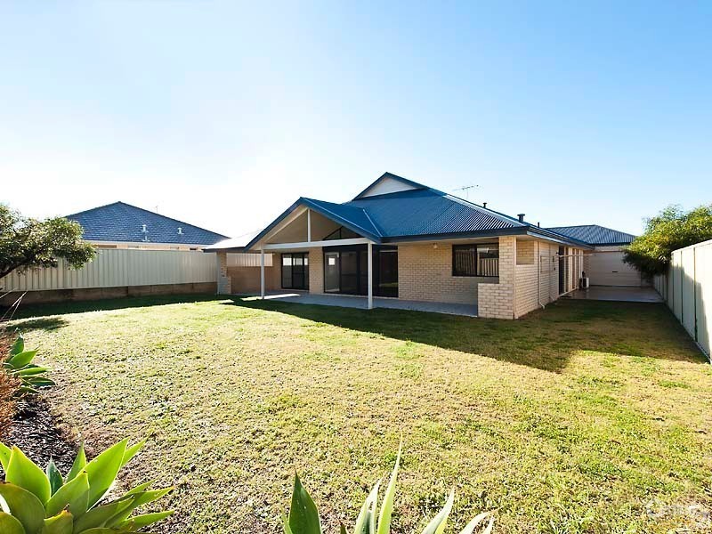 26 Addingham Boulevard, Madora Bay WA 6210