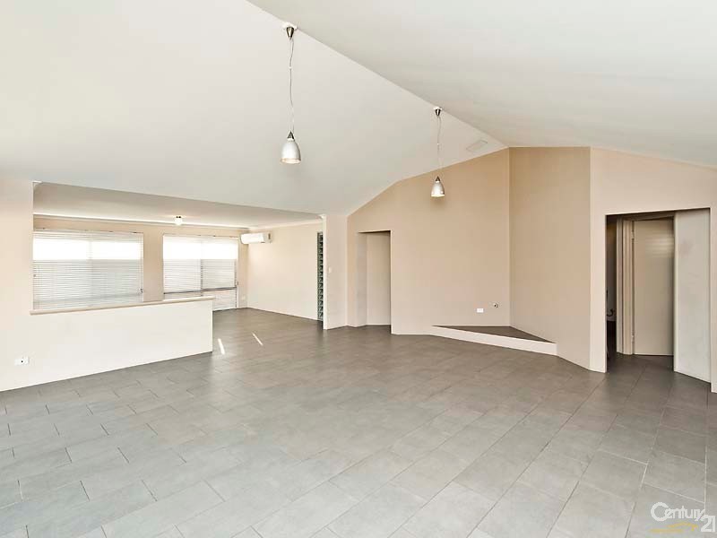 26 Addingham Boulevard, Madora Bay WA 6210