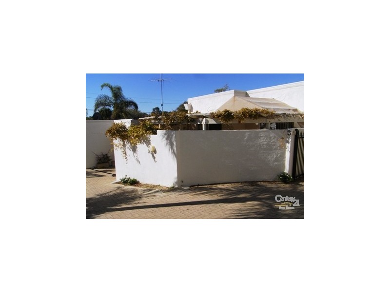 3, 5-7 Oversby Street, Halls Head WA 6210