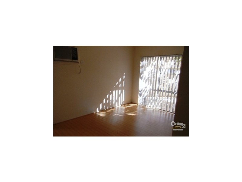 3, 5-7 Oversby Street, Halls Head WA 6210