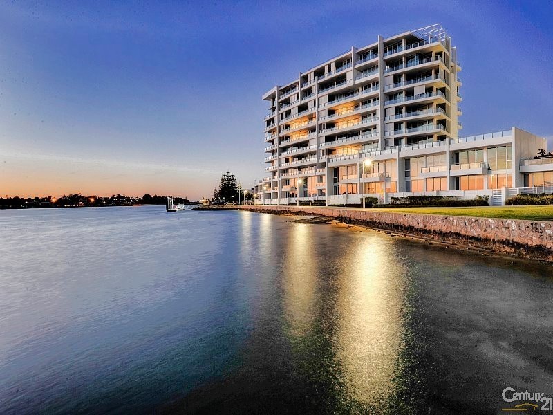 106 Seapoint, 5 Marco Polo Drive, Mandurah WA 6210