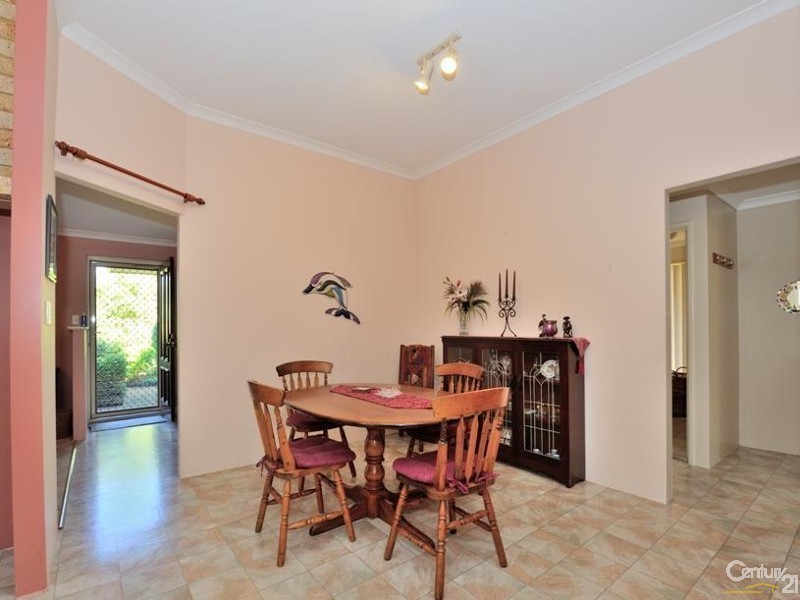 3A Fuchsia Place, Halls Head WA 6210