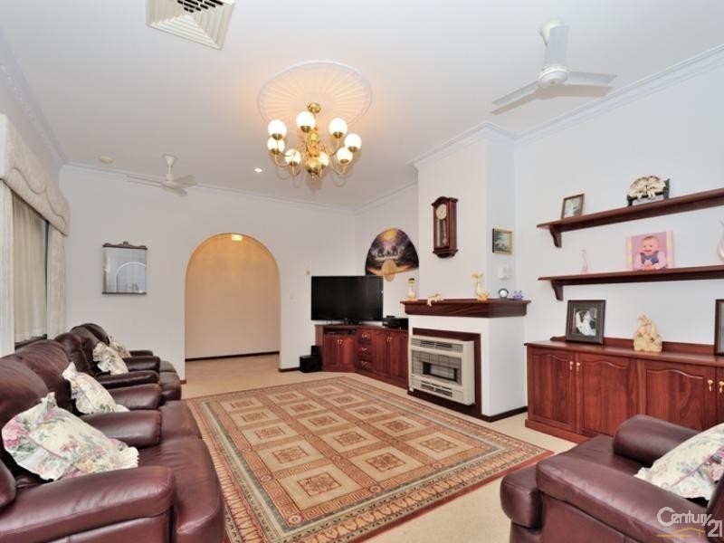 40 Marginata Road, Parklands WA 6180