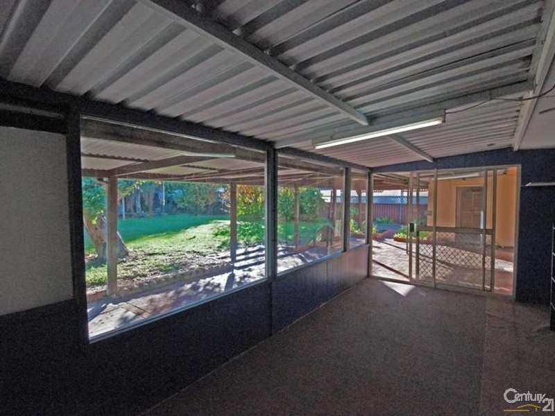 36 Roy Road, Coodanup WA 6210