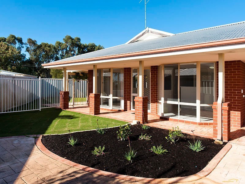 7B Plover Rise, Halls Head WA 6210