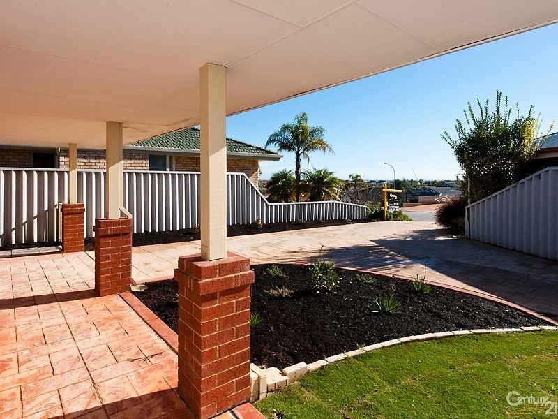 7B Plover Rise, Halls Head WA 6210