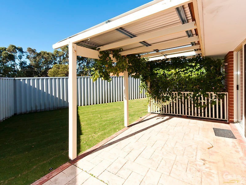 7B Plover Rise, Halls Head WA 6210