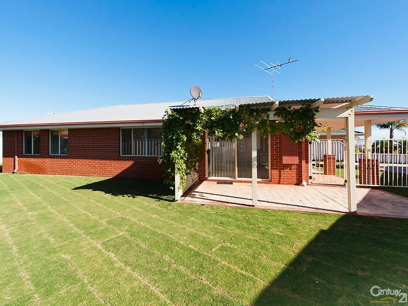 7B Plover Rise, Halls Head WA 6210
