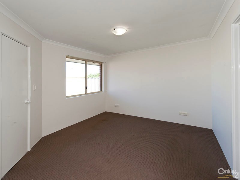 7B Plover Rise, Halls Head WA 6210