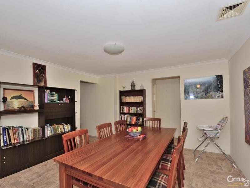 18 Buchanan Elbow, Greenfields WA 6210