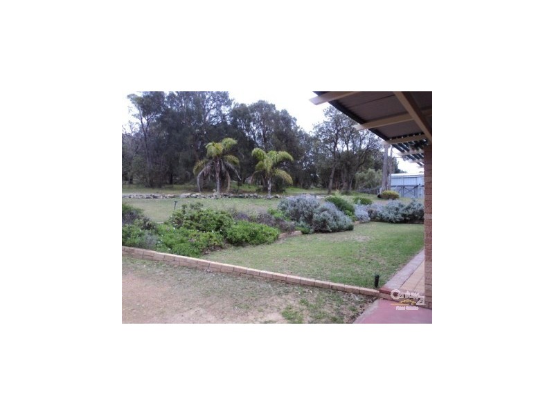 10 Yalgorup Drive, Bouvard WA 6211