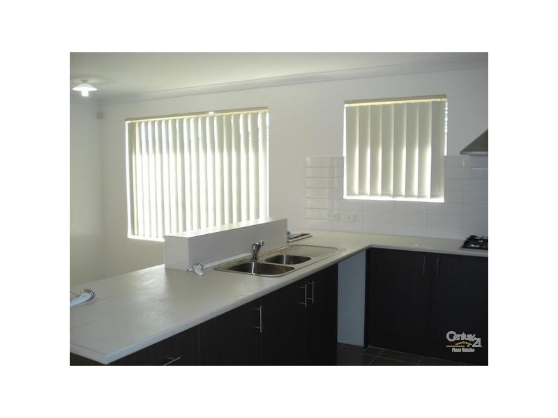 18 Countess Circuit, South Yunderup WA 6208