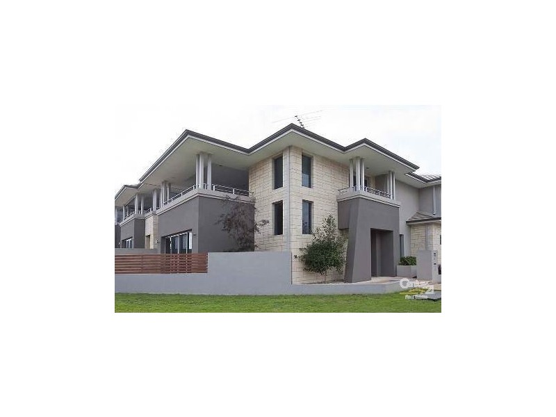 4/100 Ormsby Terrace, Mandurah WA 6210