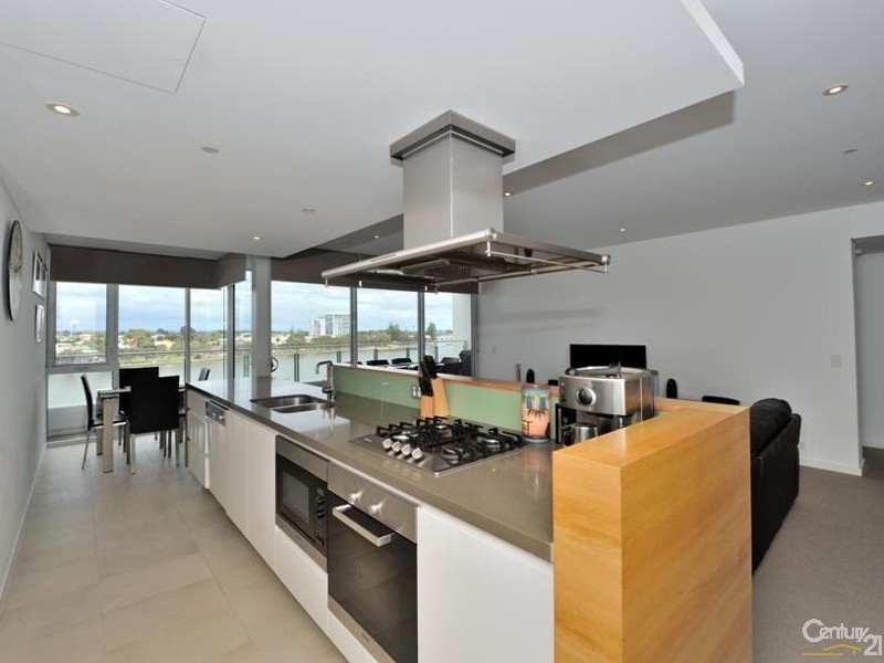 602 Bridgepoint 3 Marco Polo Drive, Mandurah WA 6210