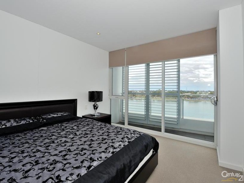 602 Bridgepoint 3 Marco Polo Drive, Mandurah WA 6210