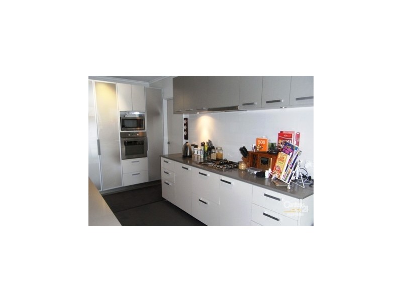 3 Oregon Court, Meadow Springs WA 6210