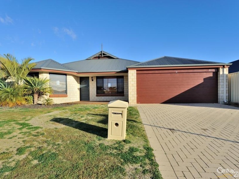5 Mawson Grange, Lakelands WA 6180