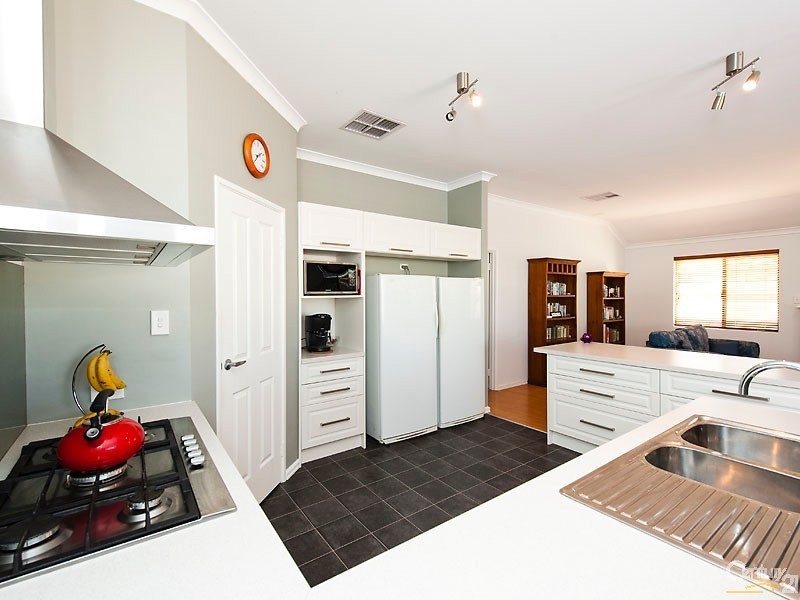 18 Bentley Street, Singleton WA 6175