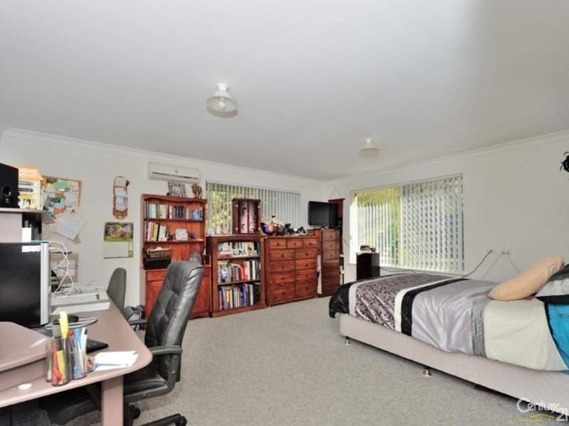 225 Lakes Road, Country Road, Greenfields WA 6210