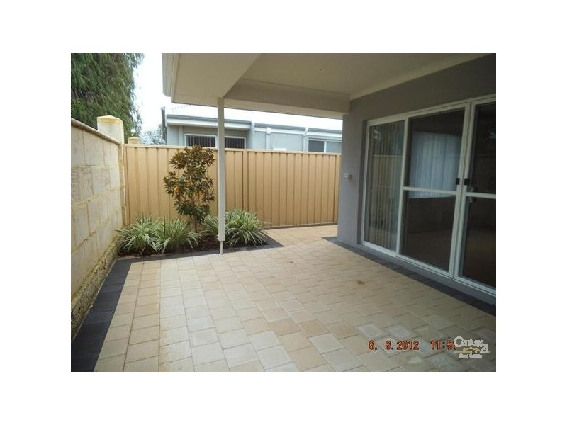 10 Illyarrie Avenue, Falcon WA 6210